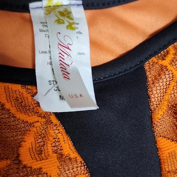 Mulata women medium orange and black floral dress box #2 - Picture 2 of 3